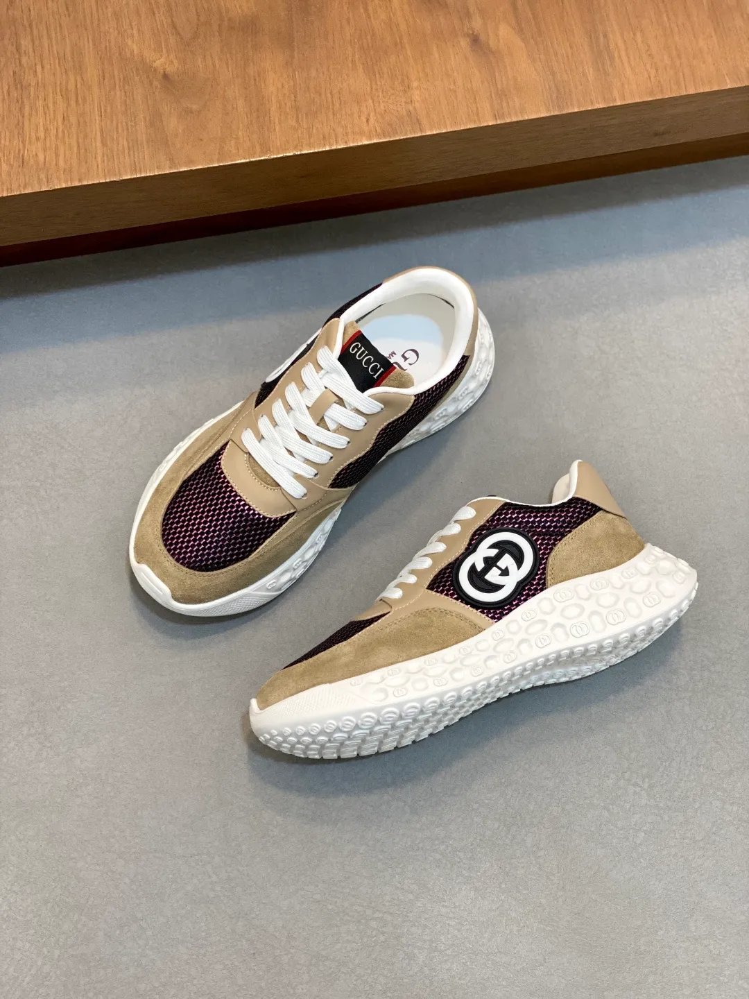 Men's shoes 💰780 [Gucci] Gucci - High-end quality original order - Upper: Napa calfskin, pebbled calfskin, computer embroidered brand totem - Inner: water-dyed cowhide - Outsole: ultra-light TPU·rubber; two-color molded outsole -Super high quality control·Fine workmanship: highlighted (high-end·luxury·grade) -Size: 38-44 (38 45 can be customized)